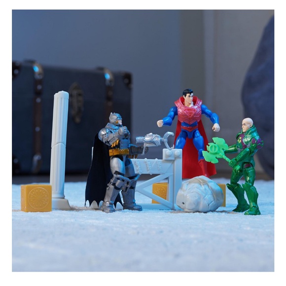 DC Comics Wayne Tower Mayhem 4” Batman, Superman and Lex Luthor 6 Playset Pieces - Picture 5 of 9